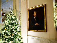 2023 Cross Hall Holiday Decorations, Biden Administration