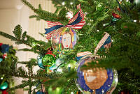 2022 State Dining Room Holiday Decorations, Biden Administration