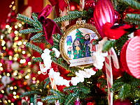 Details of 2023 Red Room Holiday Decorations, Biden Administration