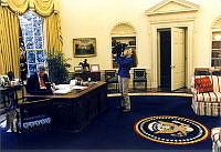 President Clinton, Chelsea Clinton and Socks Clinton (Cat) in the Oval Office