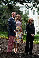 Mrs. Trump Plants Oak with Presidential Descendants