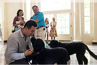 Bo and Sunny Welcome White House Visitors