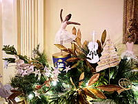 Details of 2023 Vermeil Room Holiday Decorations, Biden Administration